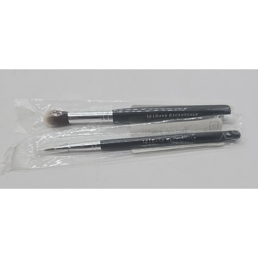 NEW‎ BARE MINERALS ESCENTUALS ID Eyeliner/Shadow Brush 38005/26392